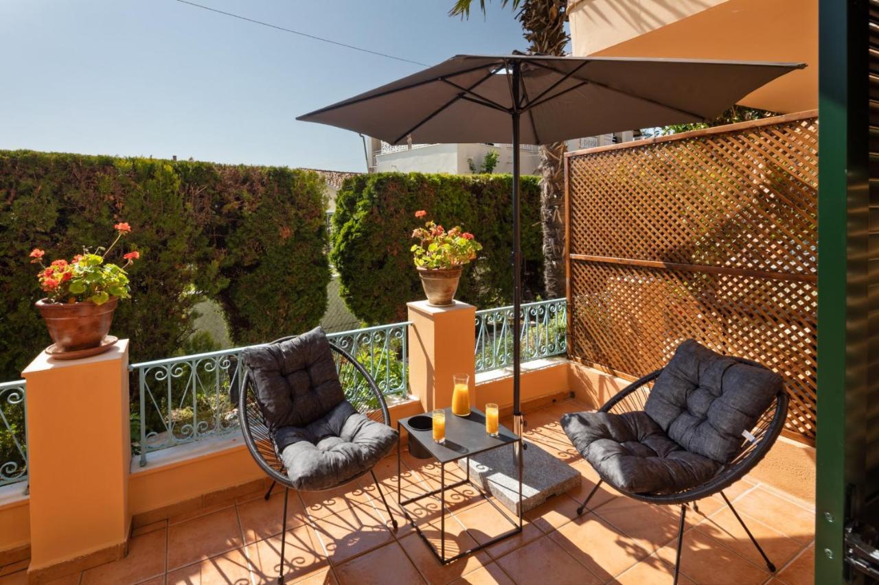 Poseidon Suites By Corfuescapes Agios Gordios  Bagian luar foto